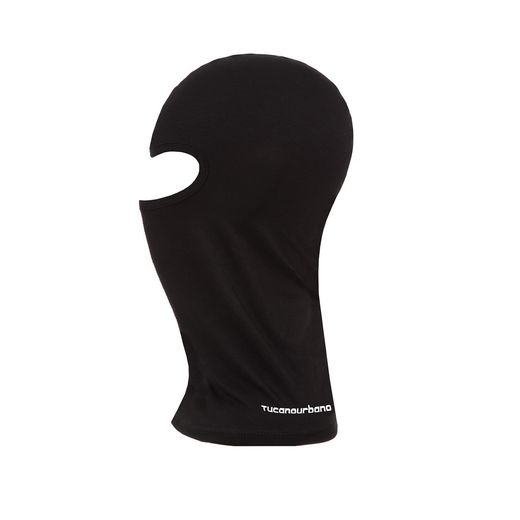 Bragas y Pasamontañas