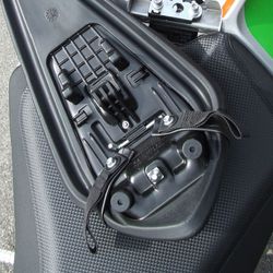 Kit fijación de bolsa kriega aprilia tuono