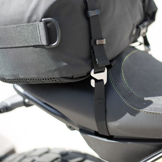 Kit fijación de bolsa kriega ducati scrambler fit kit