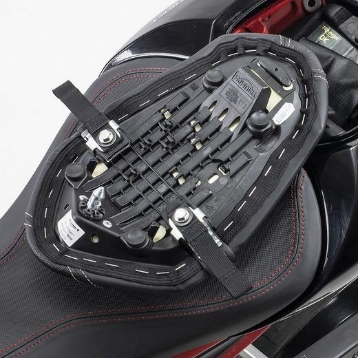 Kit fijación de bolsa kriega triumph street triple fit kit