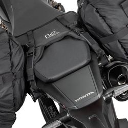 Soporte kriega overlander-s os-base para bolsas os honda africa twin crf1100