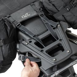 Soporte kriega overlander-s os-base para bolsas os husqvarna norden 901